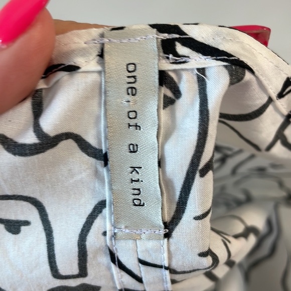 Picasso inspired women’s top FACES OUTLINE SKETCH peplum bottom size SM - Picture 7 of 9